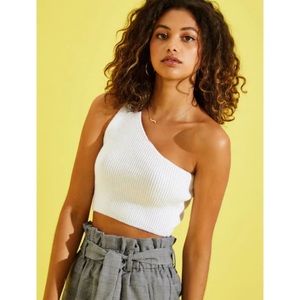 LAST ONE!🔥White One Shoulder Ribbed Knit Crop Top